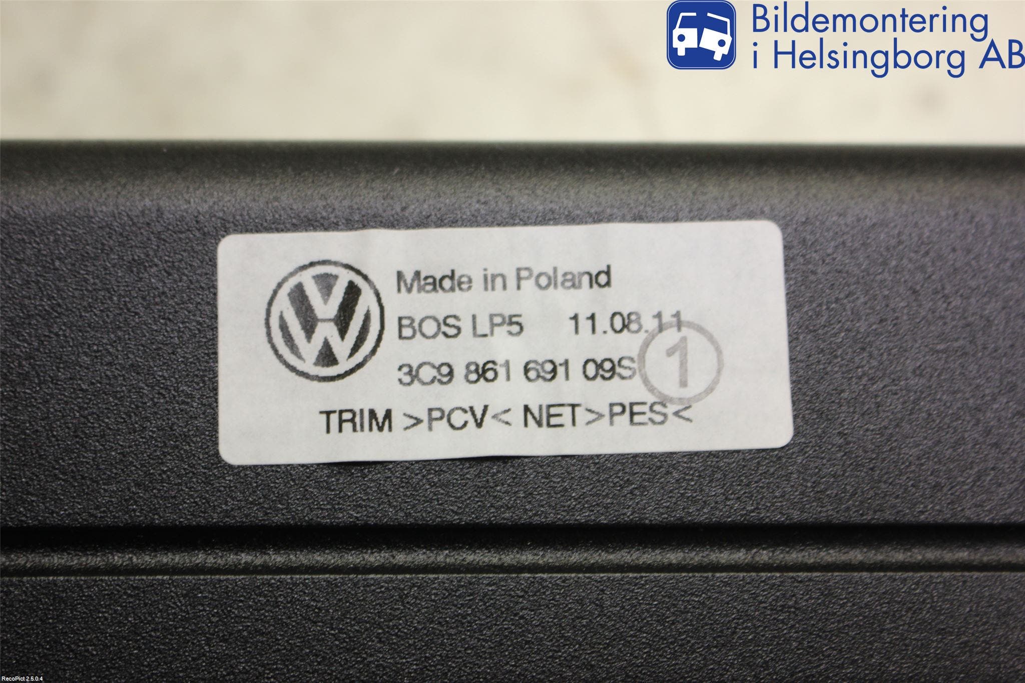 Volkswagen VW PASSAT 11-14 Lastförskjutningsskydd-Galler