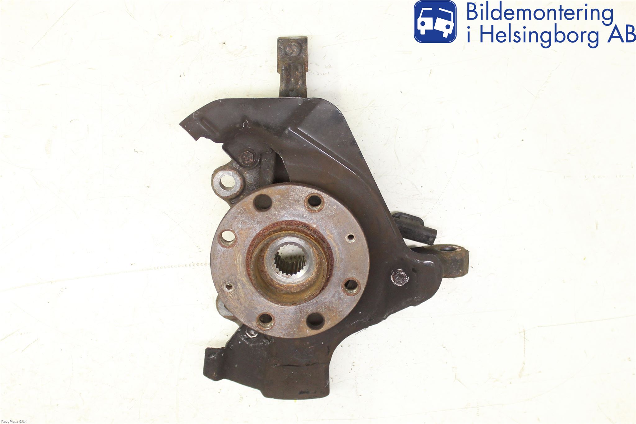 Opel CORSA D 07-14 Styrspindel Lagerhus Vä