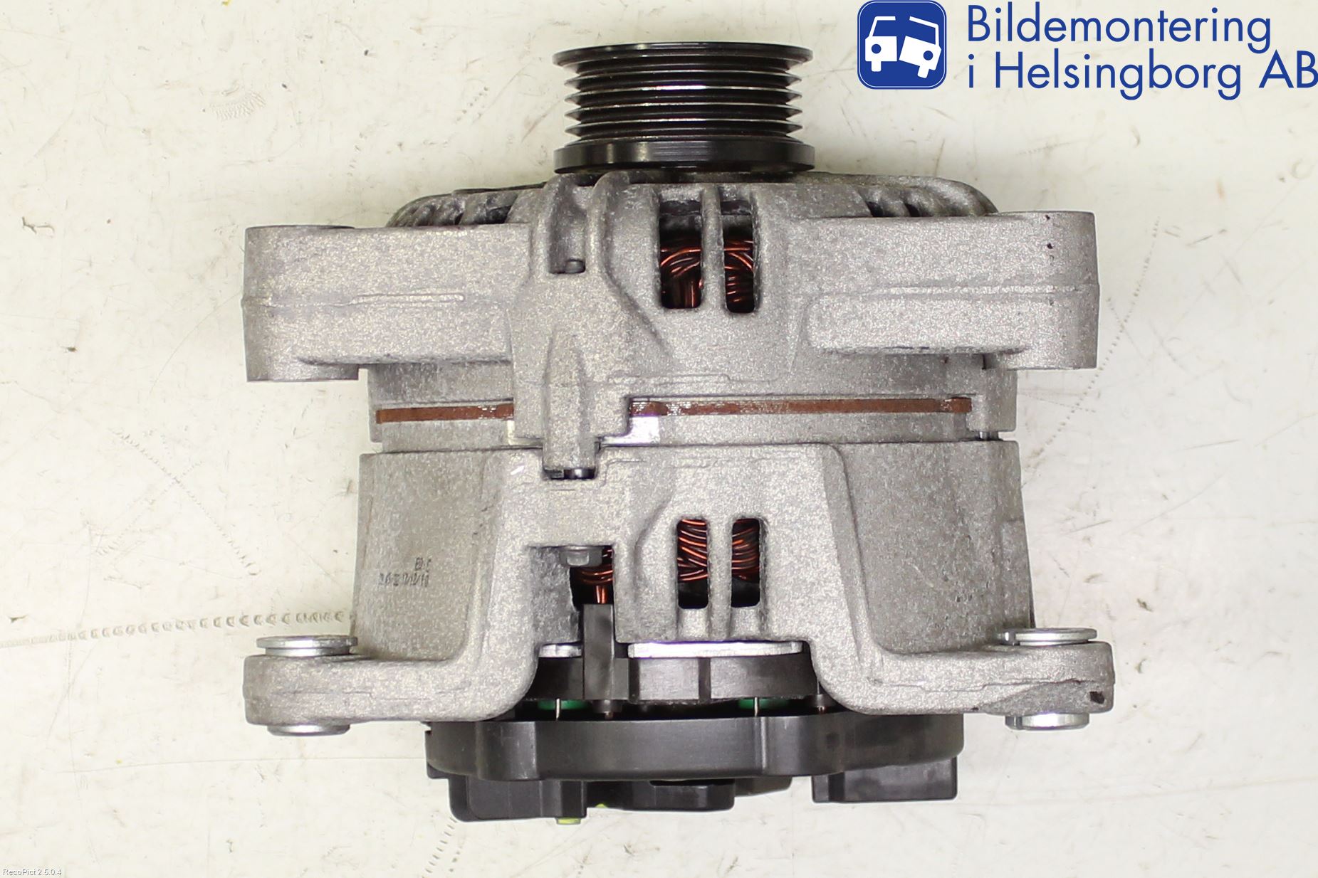 Opel CORSA D 07-14 Generator