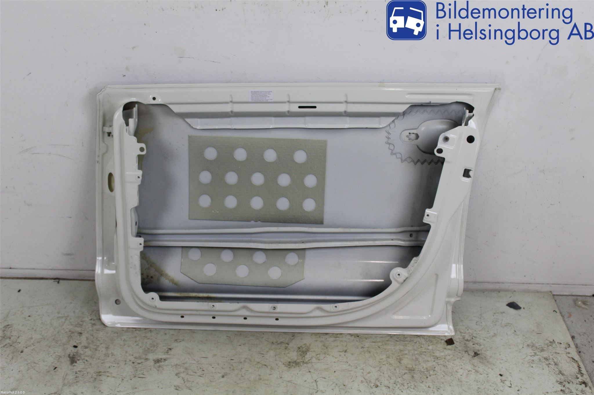 Porsche CAYENNE 03- Dörr Fram Höger