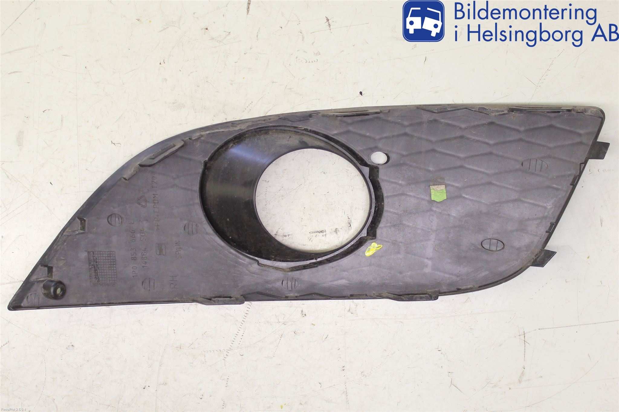 Seat LEON 06-12 Grilldel Höger