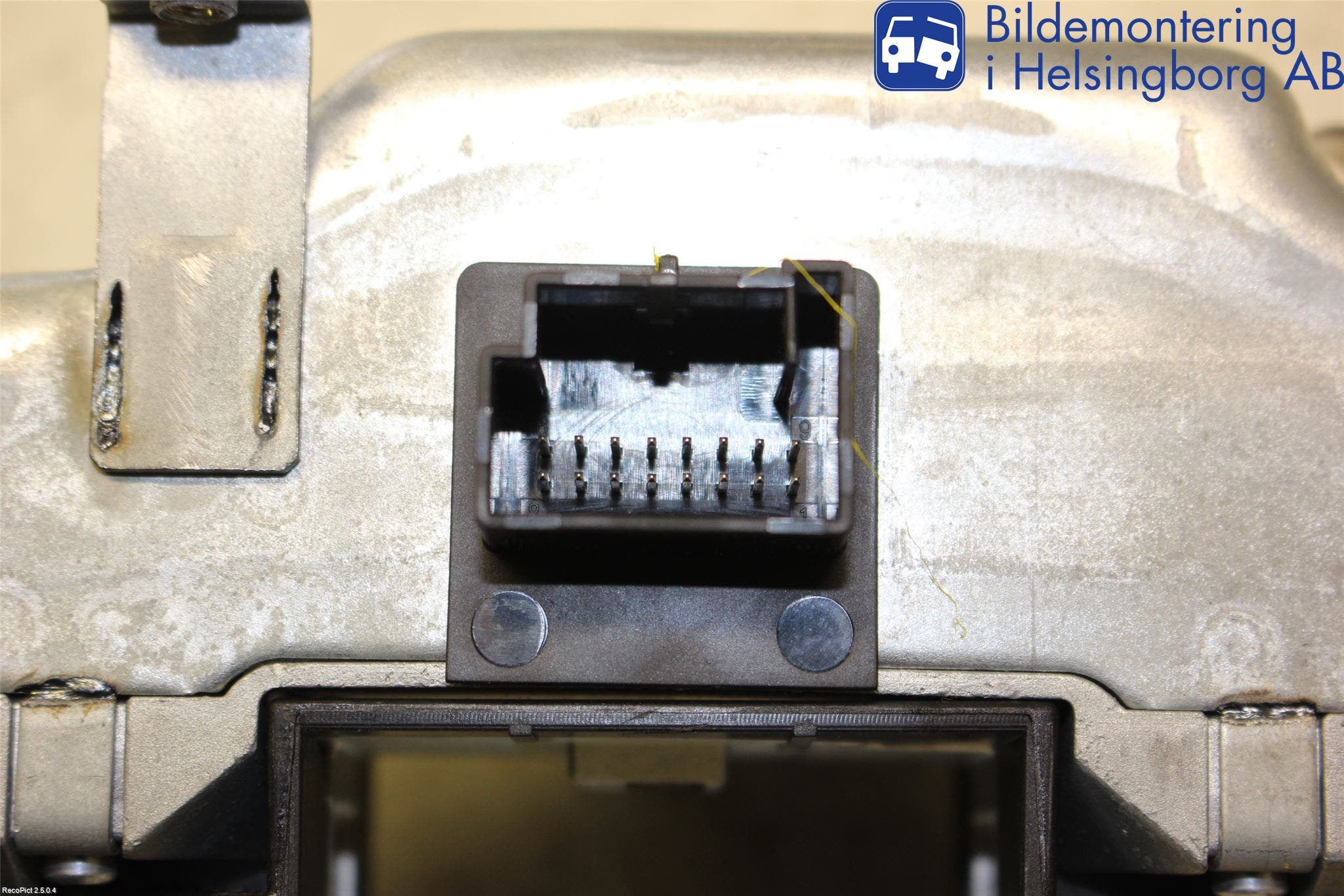 Volkswagen VW SCIROCCO 09-17 Rattlås-Tändlås Elektrisk