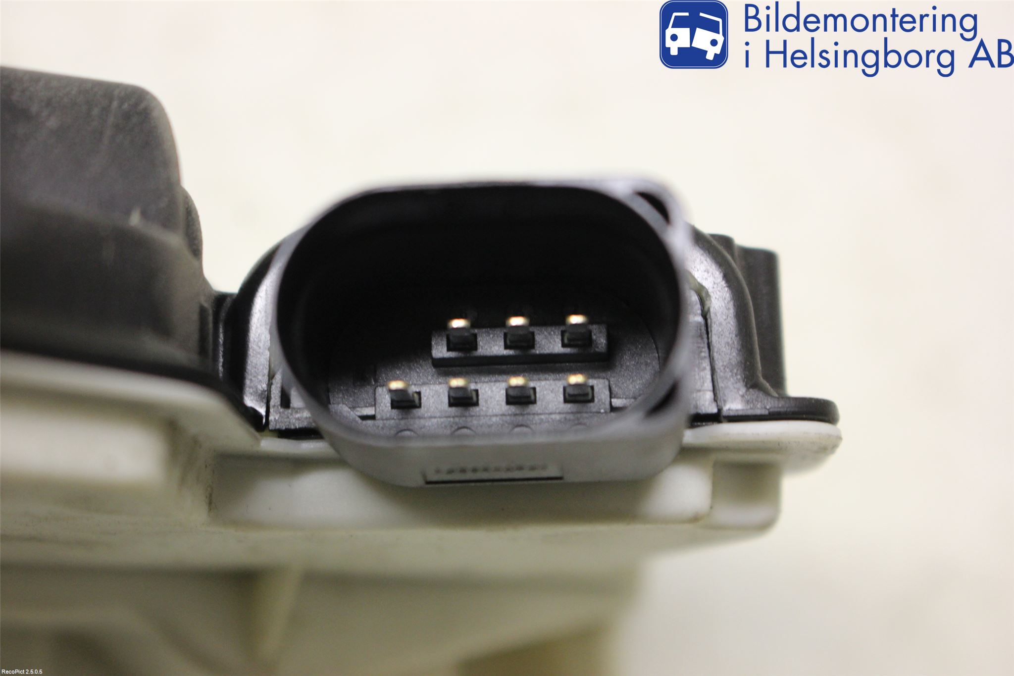 Skoda CITIGO / CITIGO E IV Centrallåsmotor Vänster