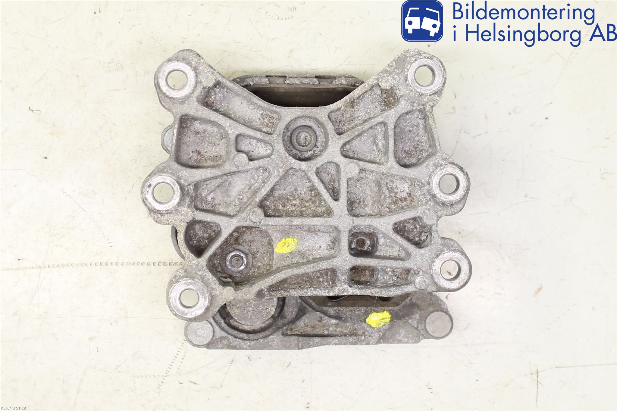 Audi A6/S6 4G 11-18 Växellådskudde