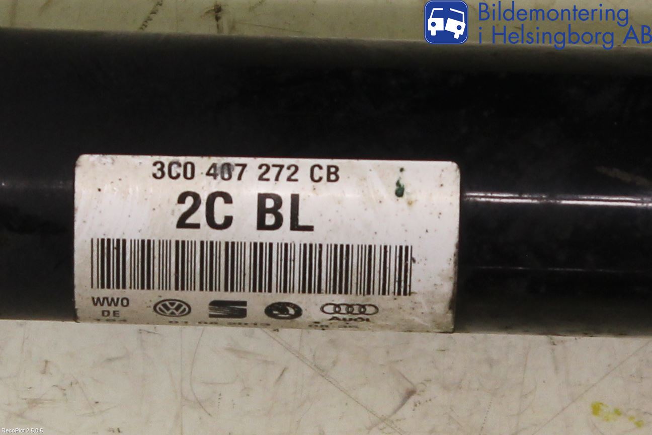 Skoda SUPERB 09-15 Drivaxel Fram Höger