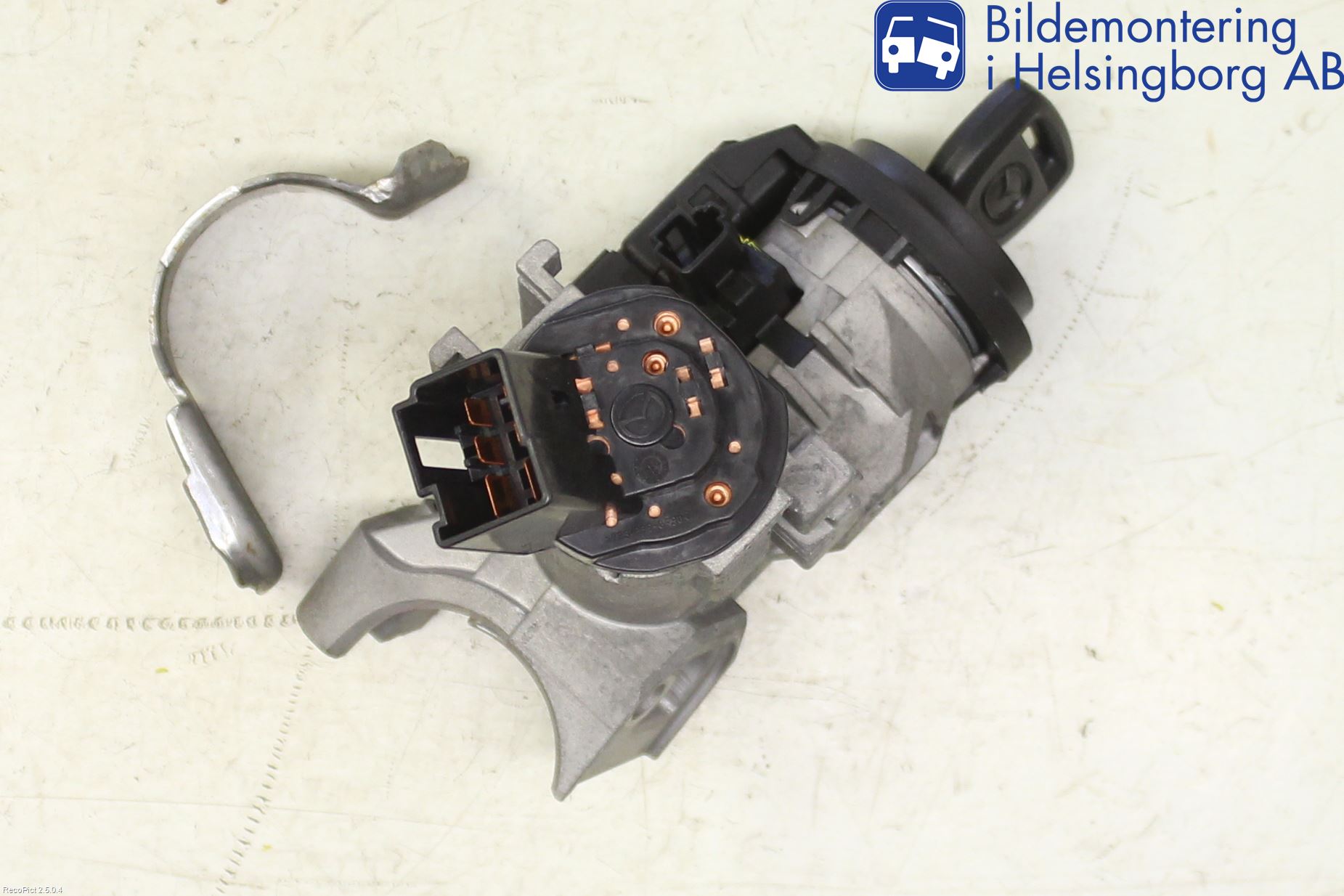 Mazda 2 (DE) 08-15 Tändlås