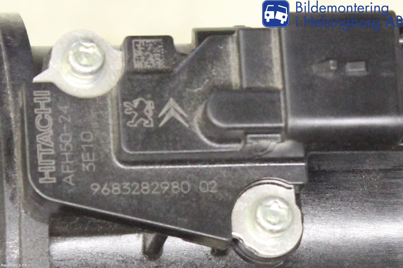 Peugeot 208 12-15 Injluftmassamätare