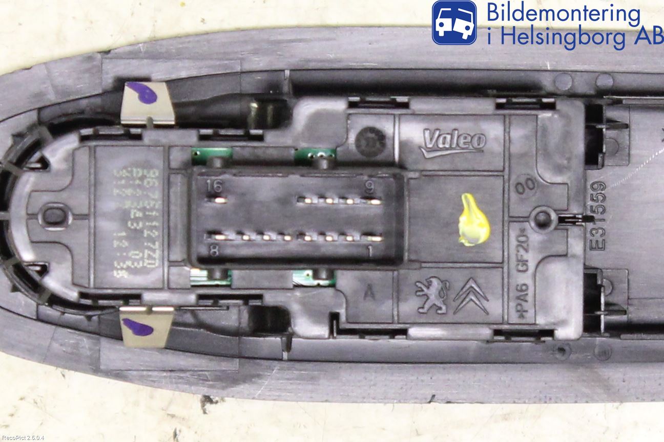 Peugeot 208 12-15 Strömställare Elhiss