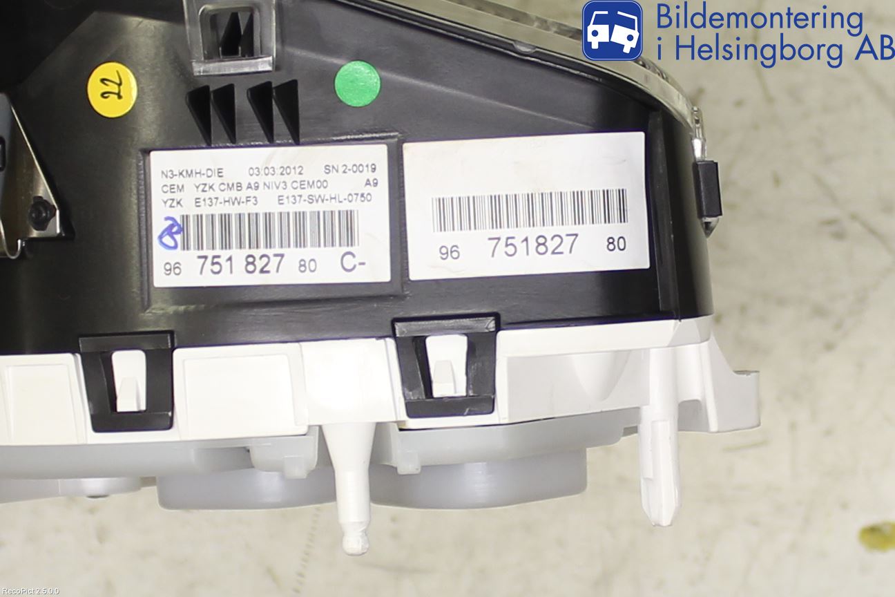 Peugeot 208 12-15 Instrument Komb