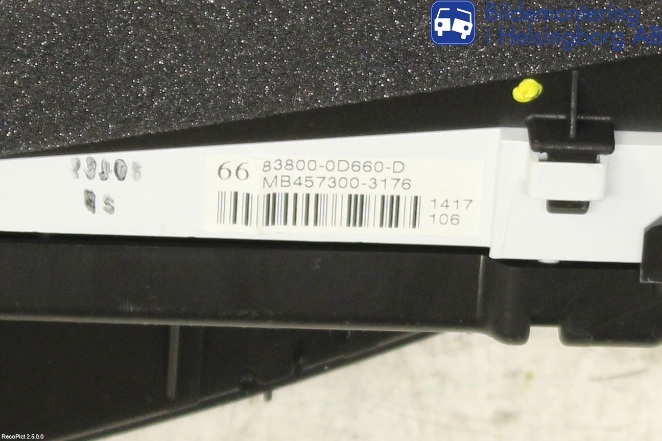 Toyota YARIS XP90 06-11 Instrument Komb