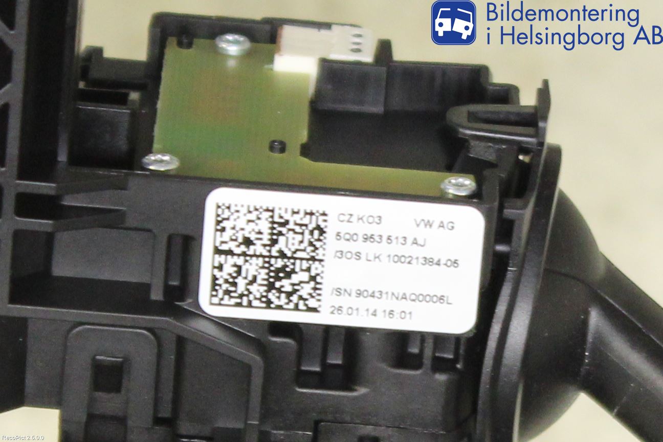 Volkswagen VW GOLF / E-GOLF VII 13-20 Spakcentral