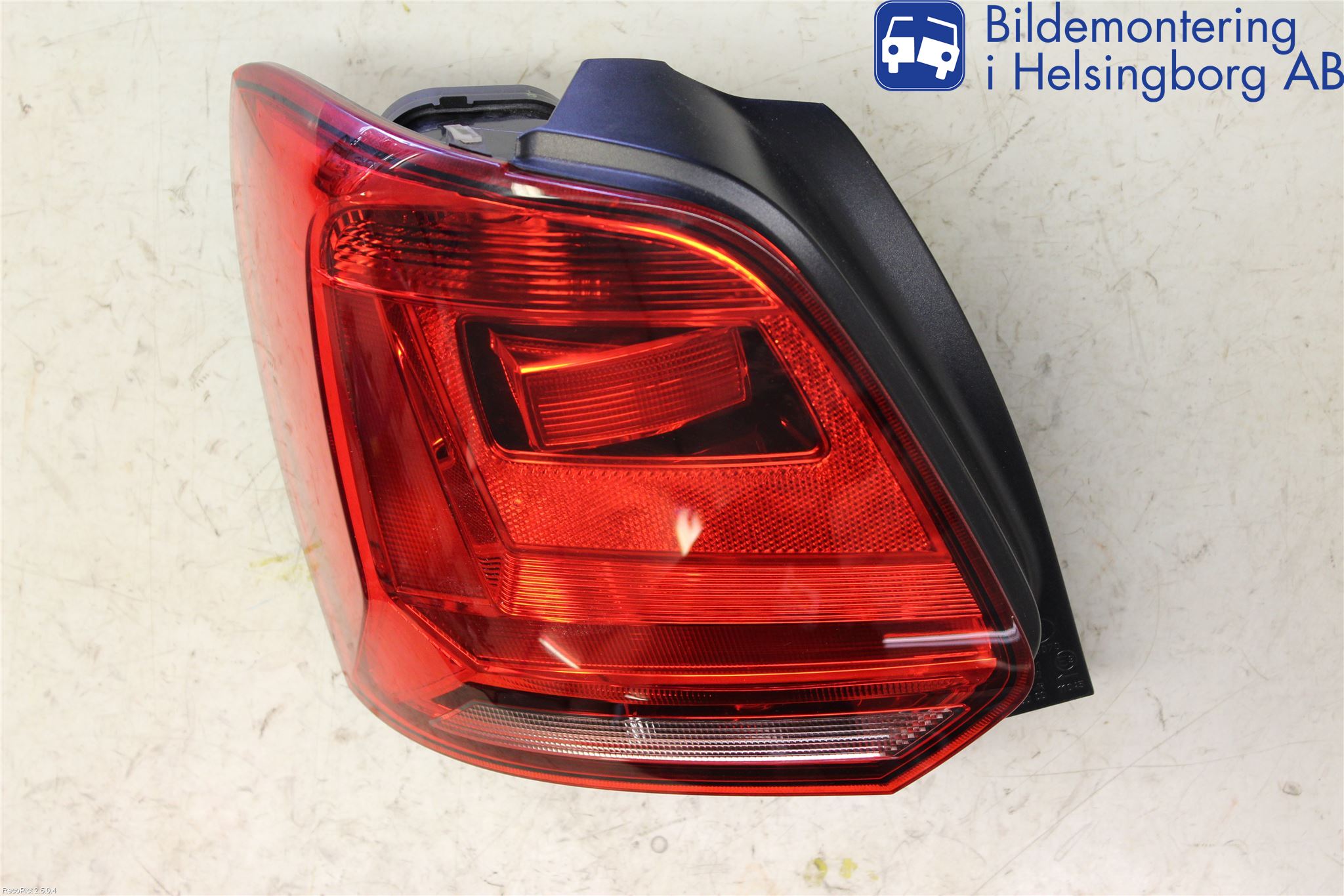 Volkswagen VW POLO 10-17 Bakljus Vänster