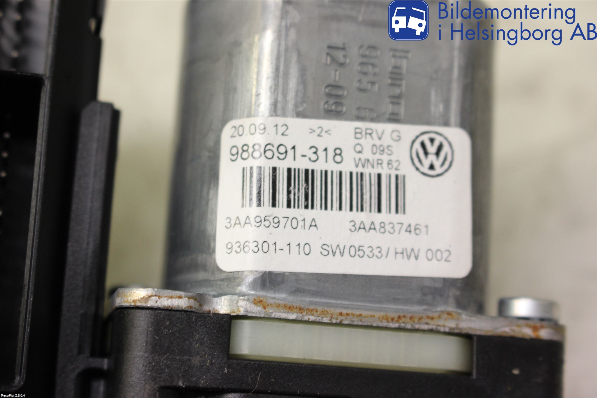Volkswagen VW PASSAT 11-14 Fönsterhissmotor