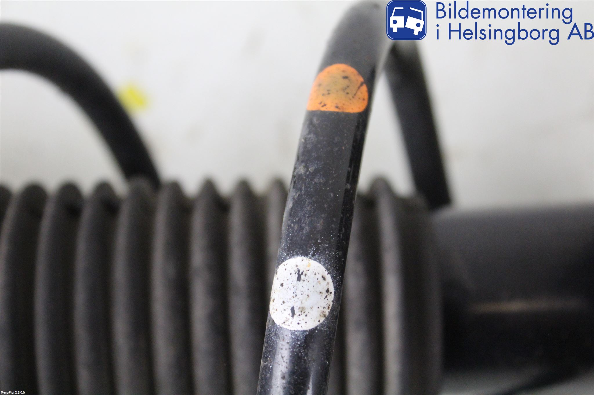 Nissan JUKE 10-14 Fjäderben Fram Höger