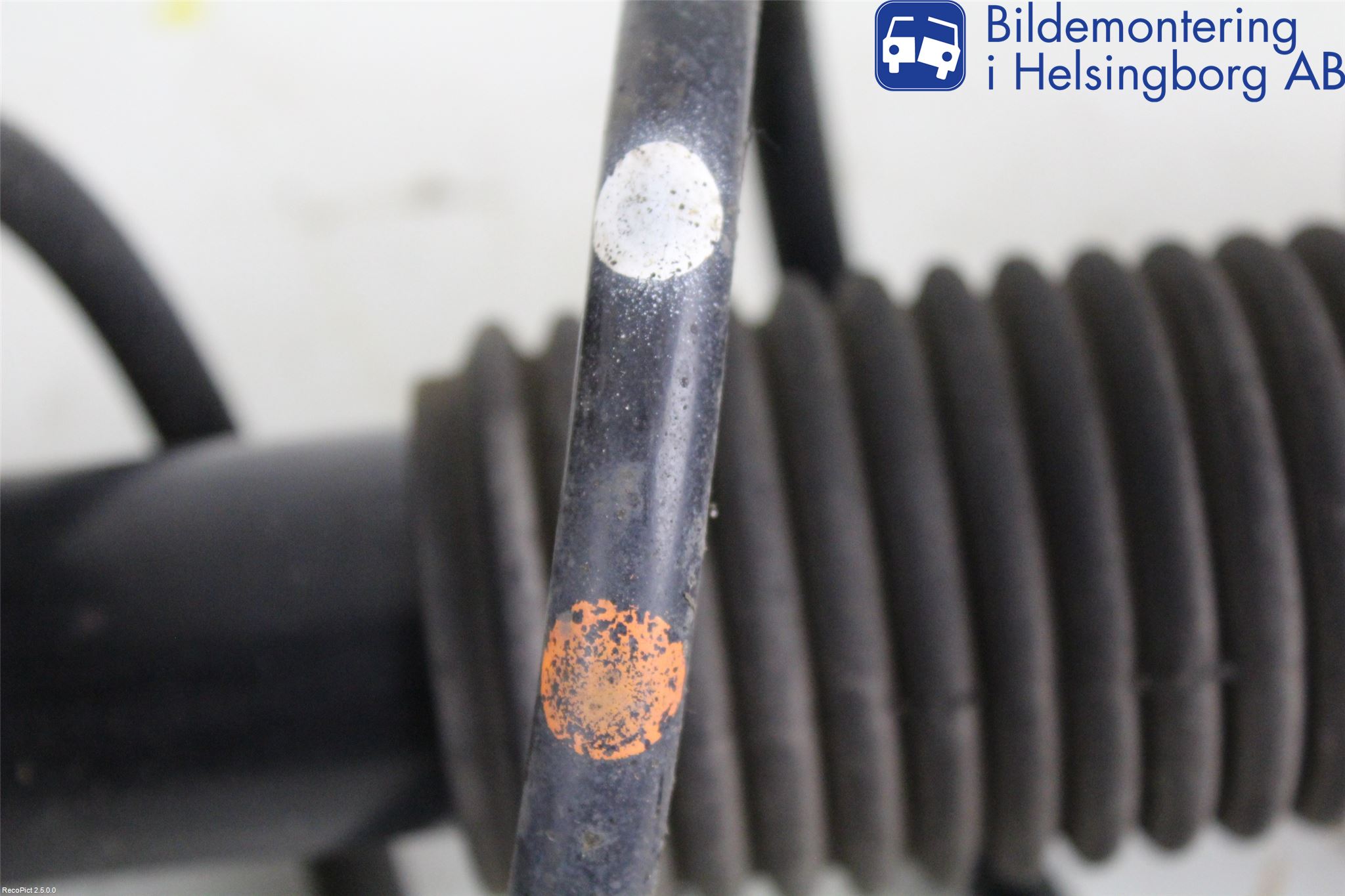 Nissan JUKE 10-14 Fjäderben Fram Vänster