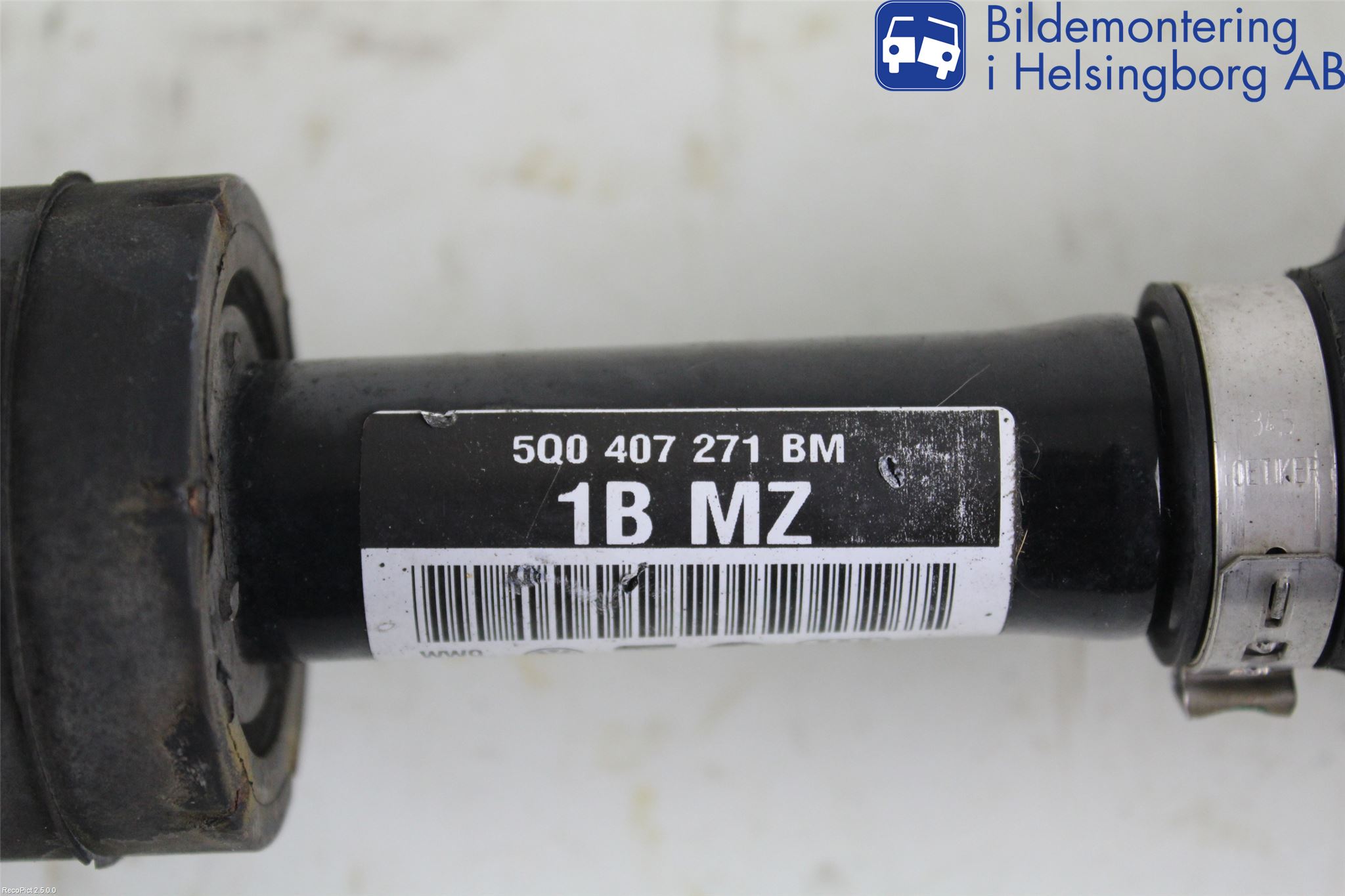 Audi A3/S3 8V 13-20 Drivaxel Fram Vänster