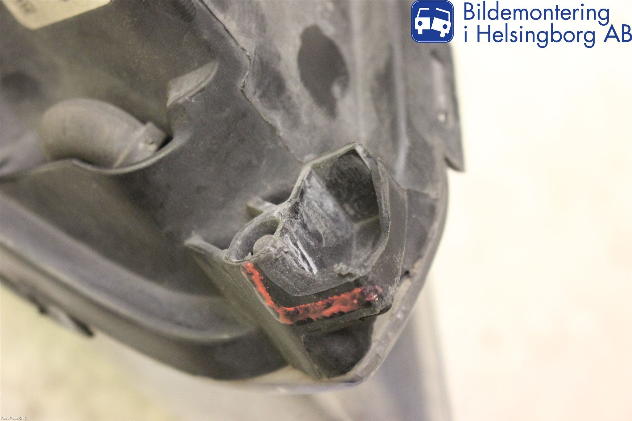 Ford FOCUS 08-11 Strålkastare Höger