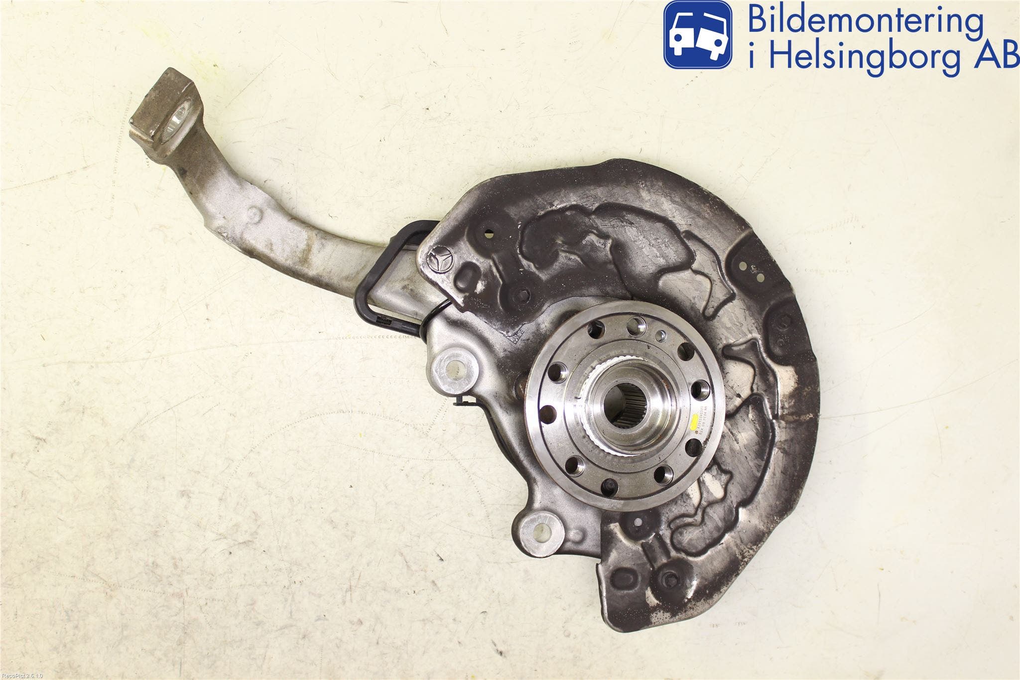 Mercedes-Benz MB C-KLASS (W205) 14-21 Styrspindel Lagerhus Hö