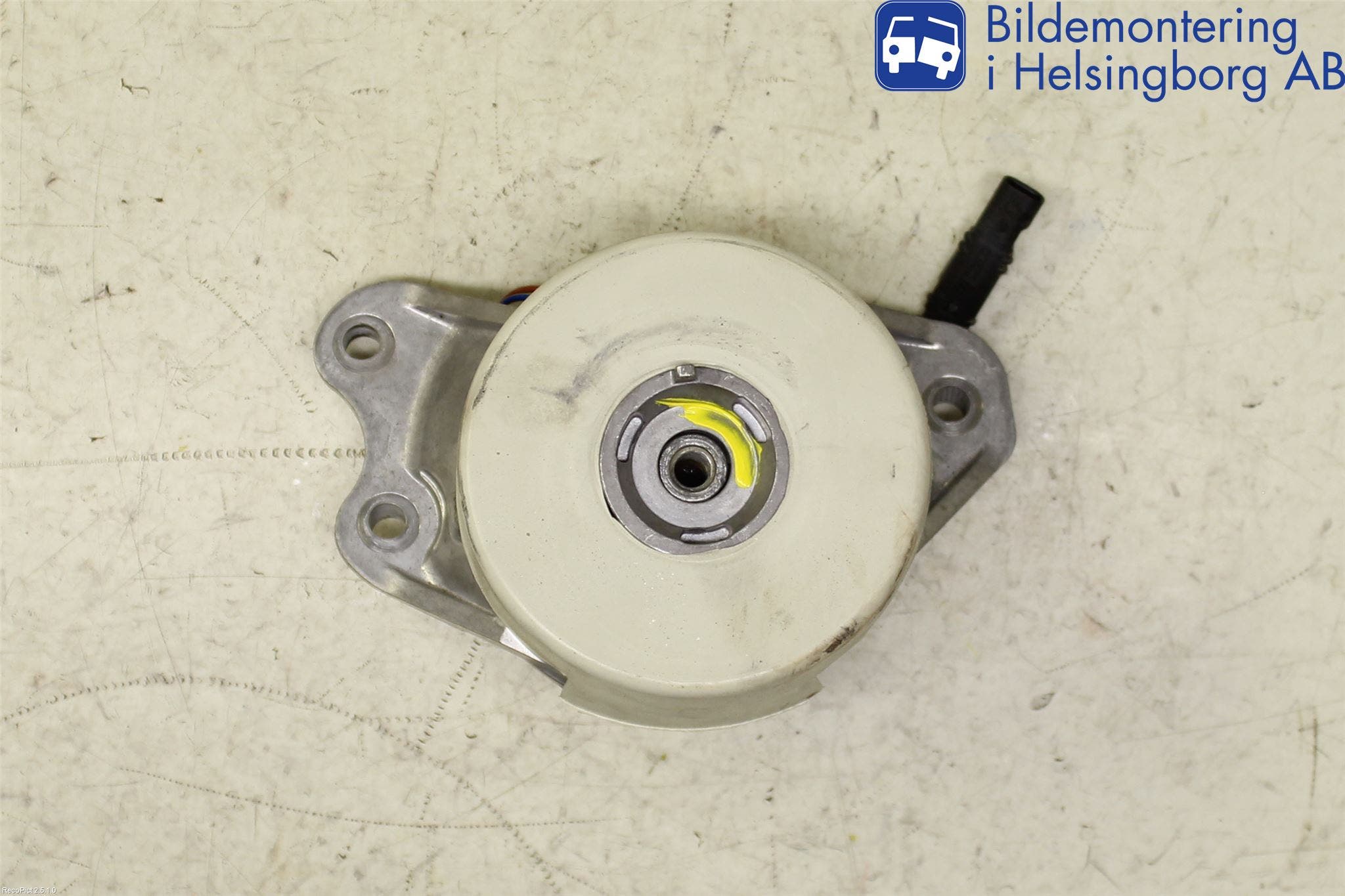 Mercedes-Benz MB C-KLASS (W205) 14-21 Motorkudde