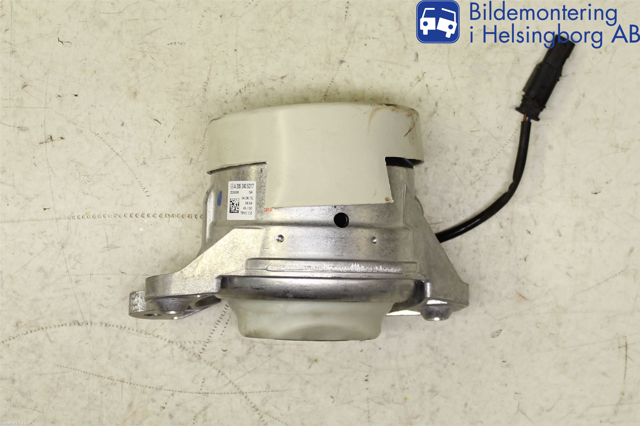 Mercedes-Benz MB C-KLASS (W205) 14-21 Motorkudde