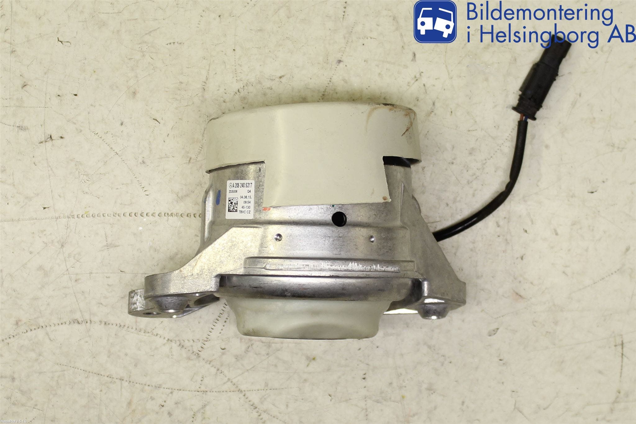 Mercedes-Benz MB C-KLASS (W205) 14-21 Motorkudde