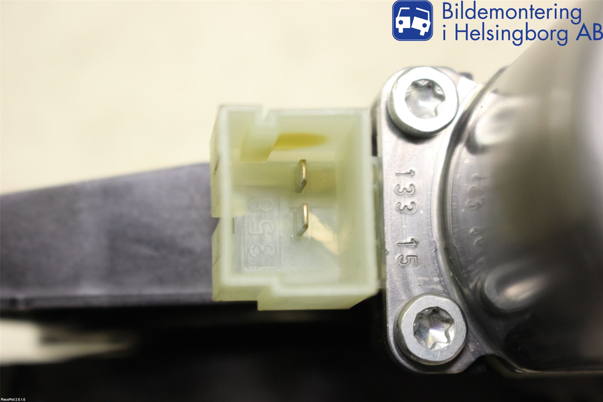 Skoda SUPERB 16-24 Fönsterhiss El Kompl