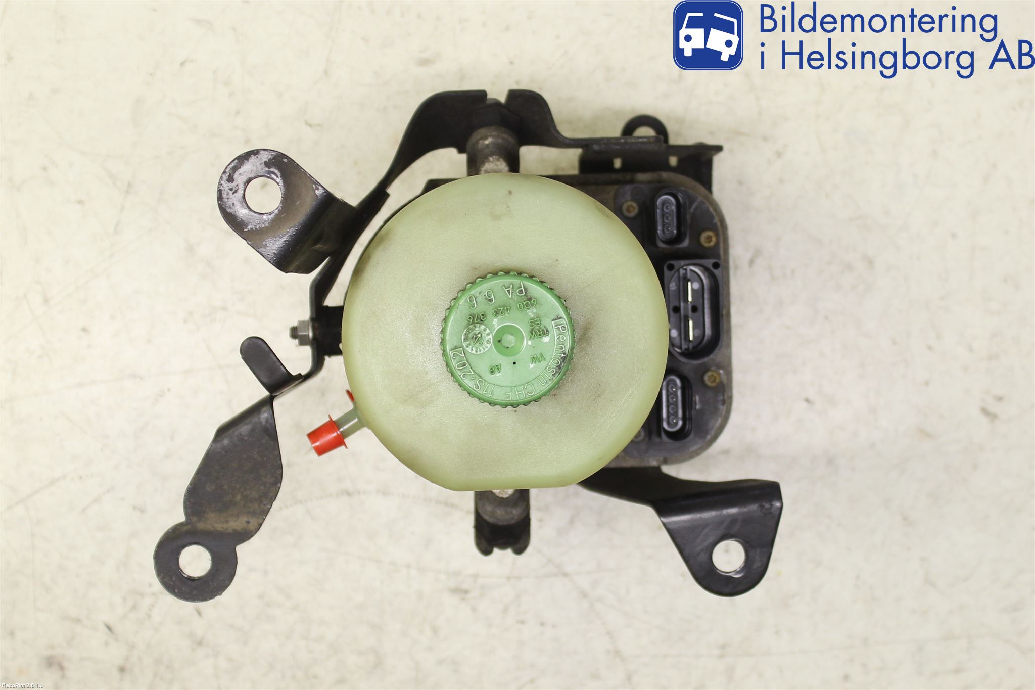 Skoda PRAKTIK Styrservo Pump Elektrisk