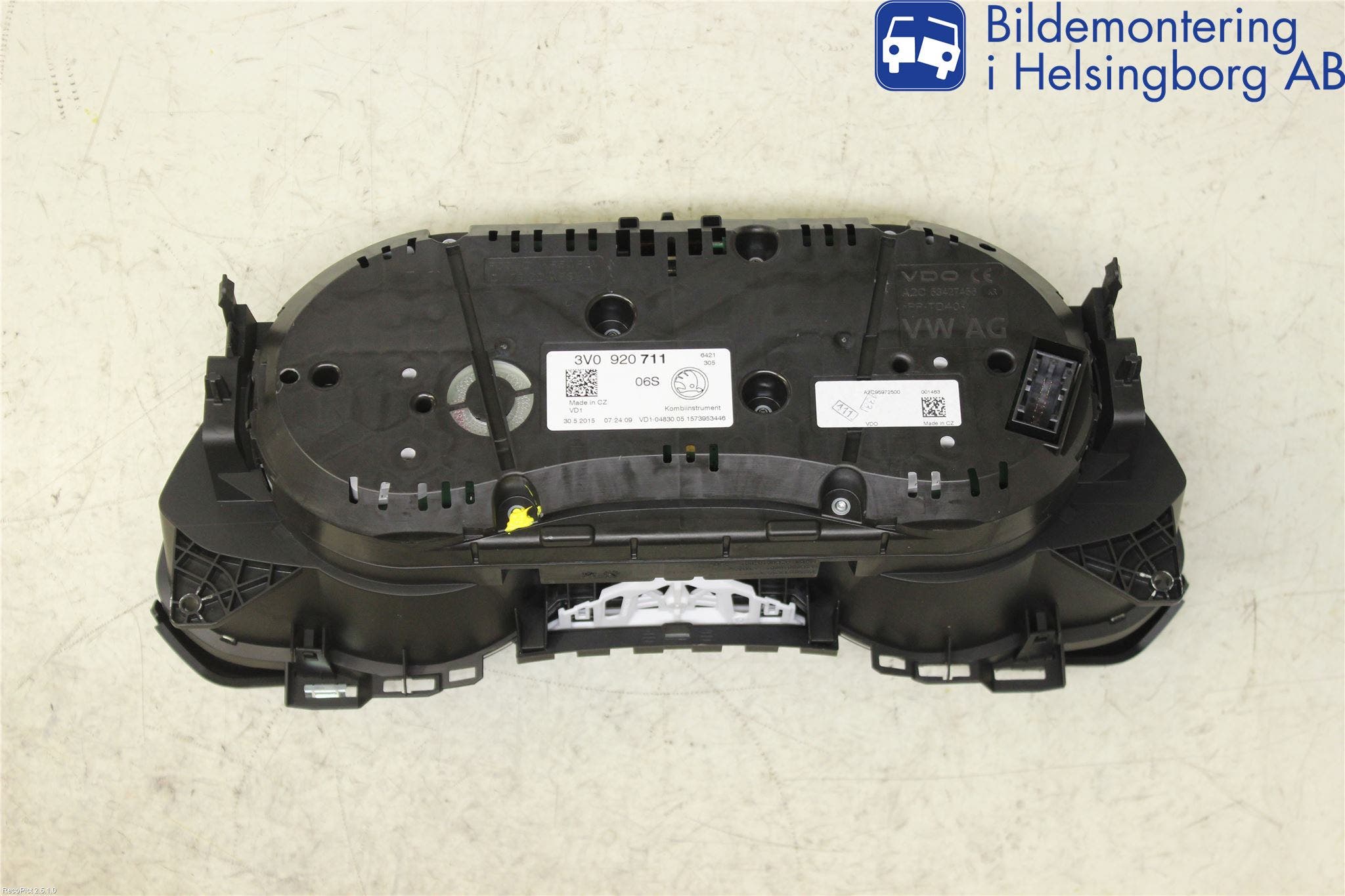 Skoda SUPERB 16-24 Instrument Komb