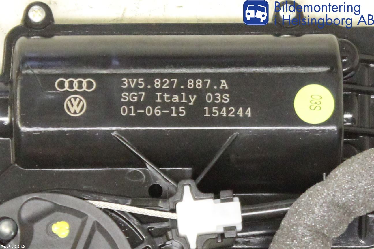 Skoda SUPERB 16-24 Bakluckeöppnare Automatisk
