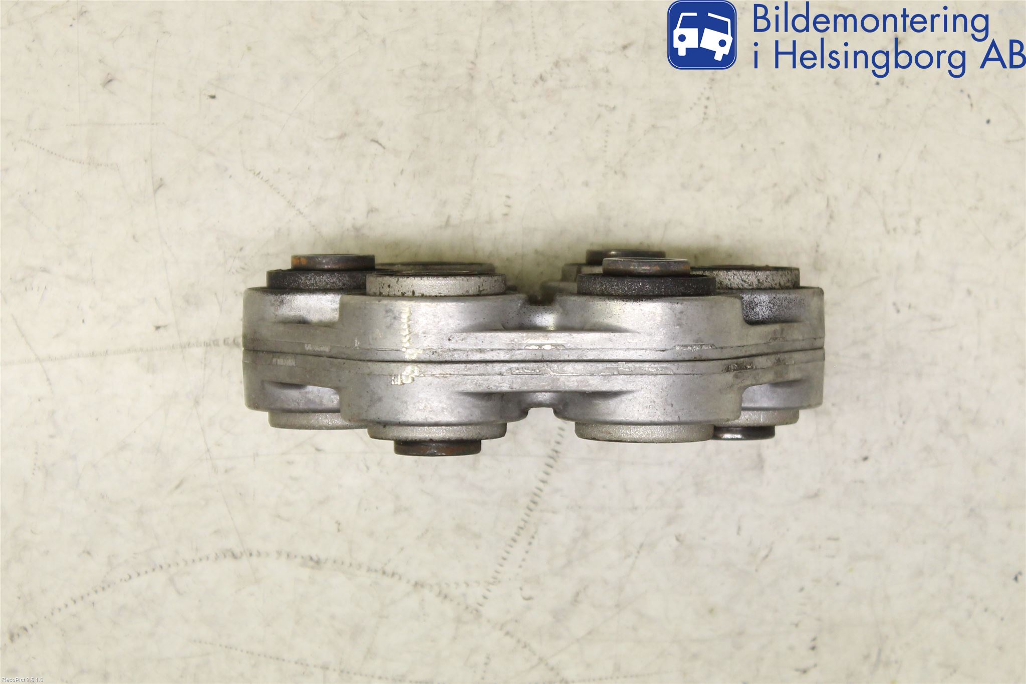 BMW 3 F30/F31/F80 12-19 Mellanaxel Gummiknut