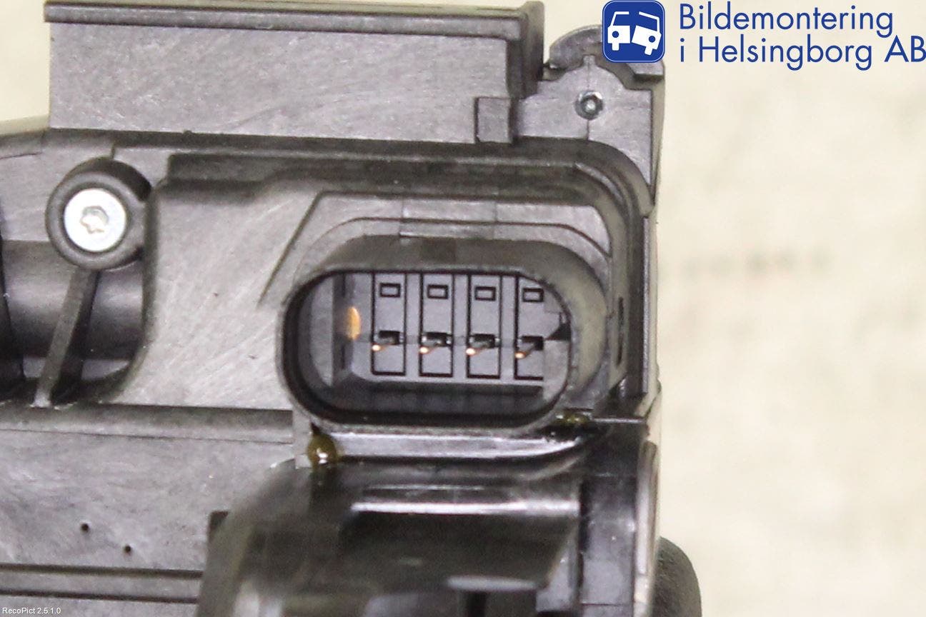 Mercedes-Benz MB C-KLASS (W205) 14-21 Centrallåsmotor Höger