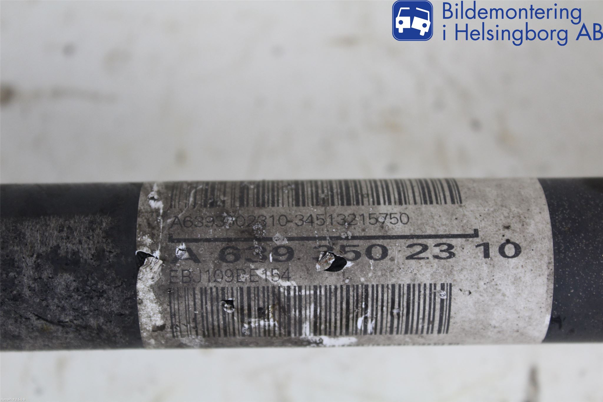 Mercedes-Benz MB VITO/VIANO (W639) 04-14 Drivaxel Bak Höger