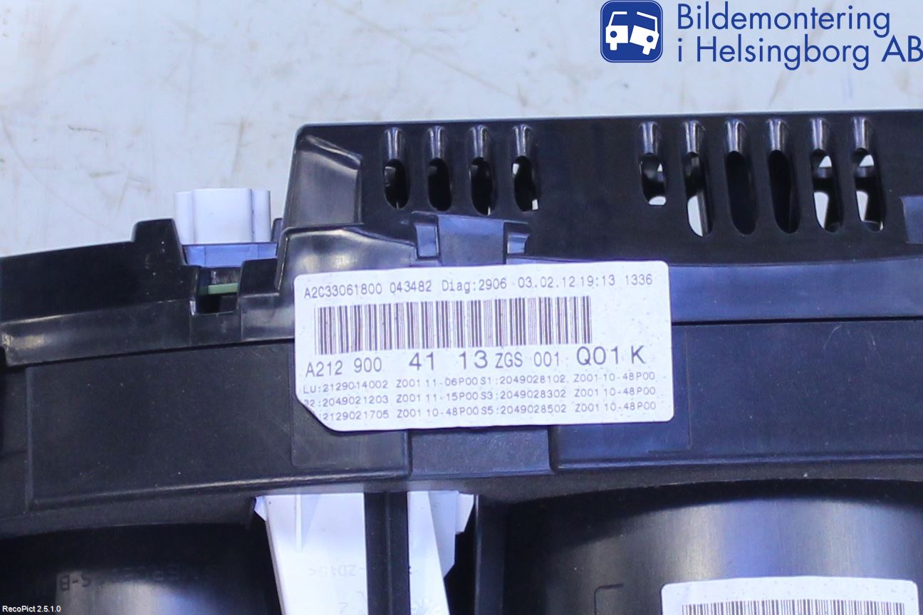 Mercedes-Benz MB E-KLASS (W212) 09-16 Instrument Komb