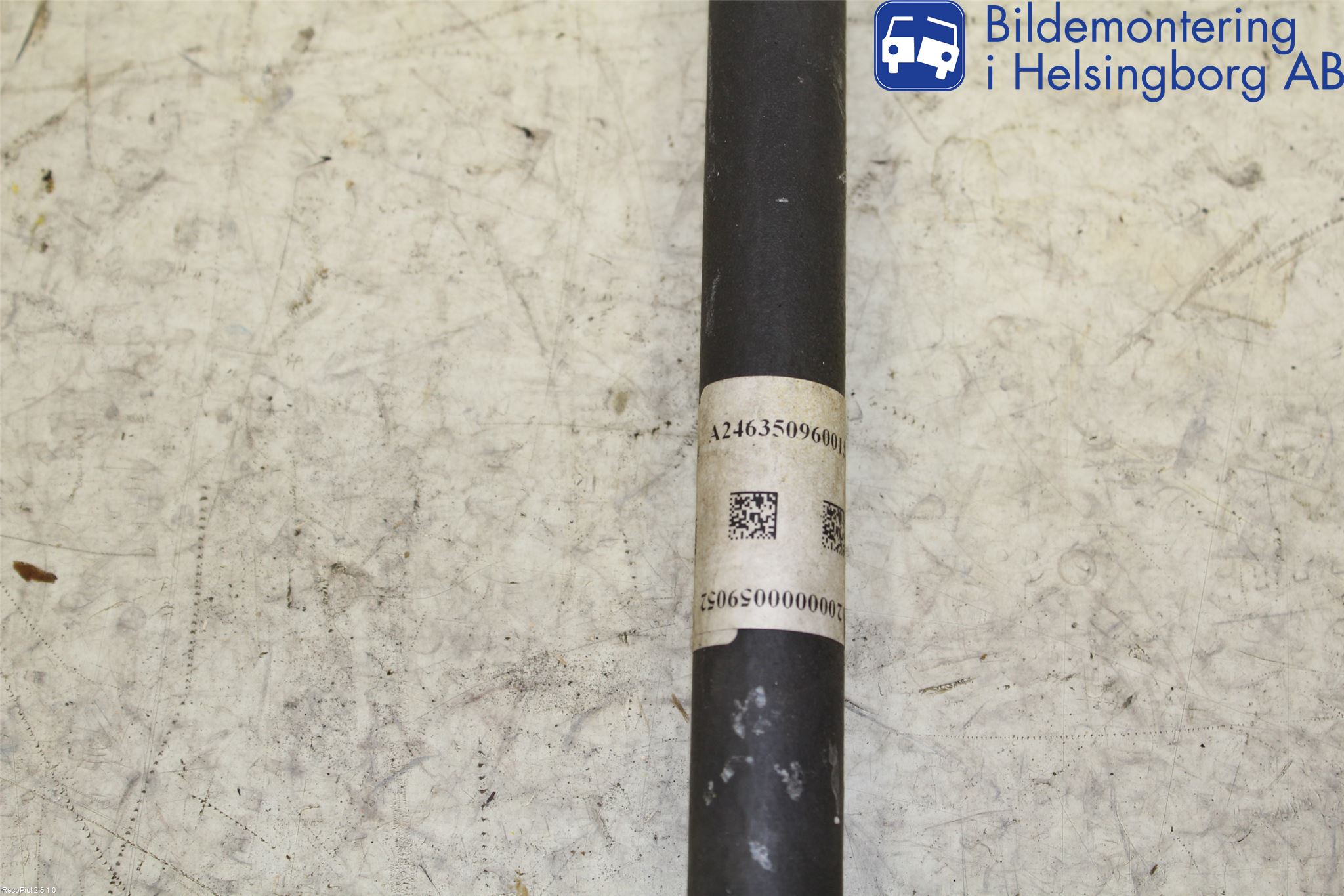 Mercedes-Benz MB GLA-KLASS (X156) 13-20 Drivaxel Bak Höger