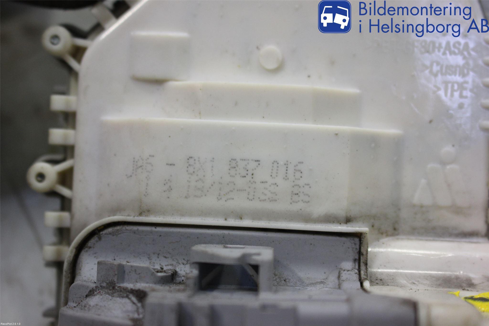 Audi A1/S1 11-18 Centrallåsmotor Höger