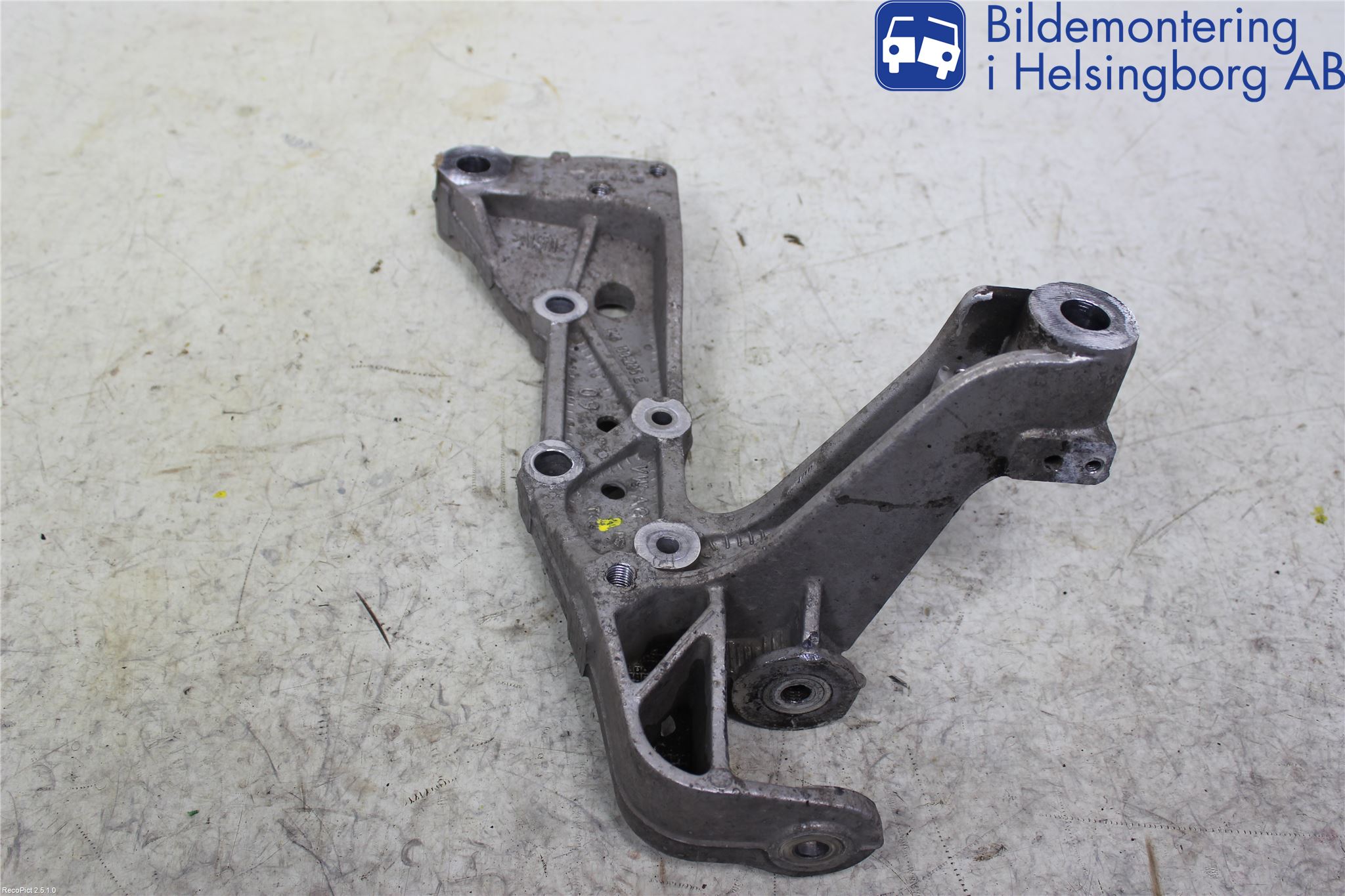 Volkswagen VW GOLF V 04-09 Framvagn Övrigt