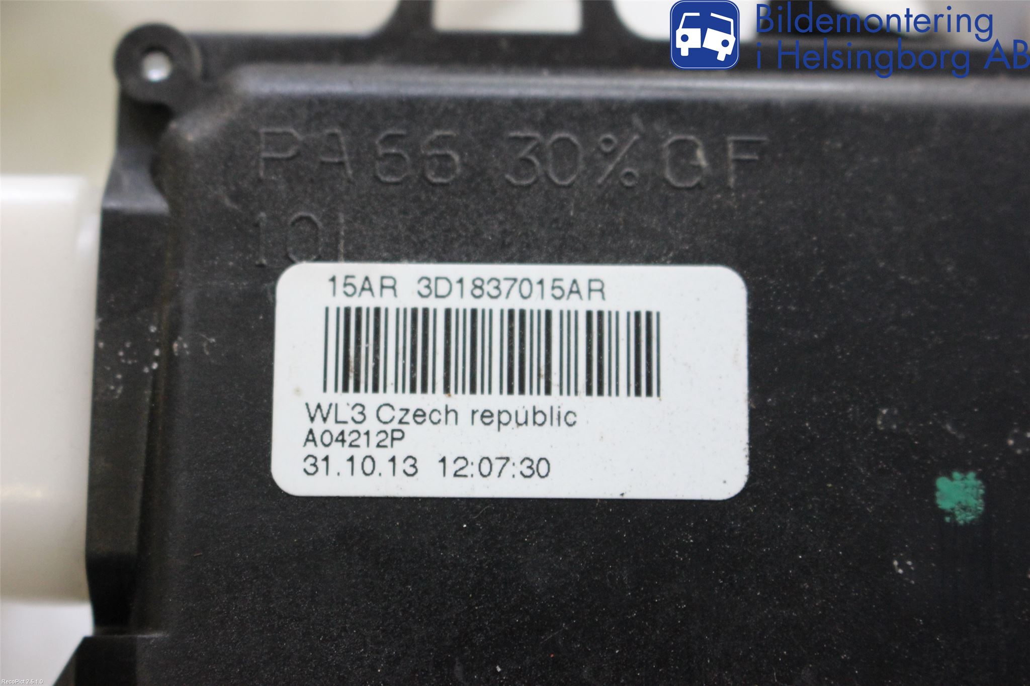 Volkswagen VW CADDY 11-15 Centrallåsmotor Vänster