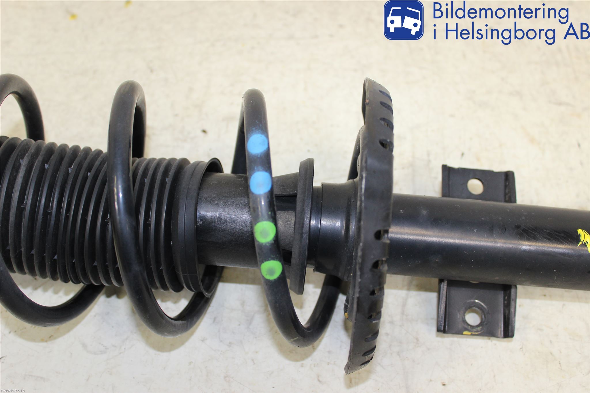 Volkswagen VW UP! / E-UP! Fjäderben Fram Vänster