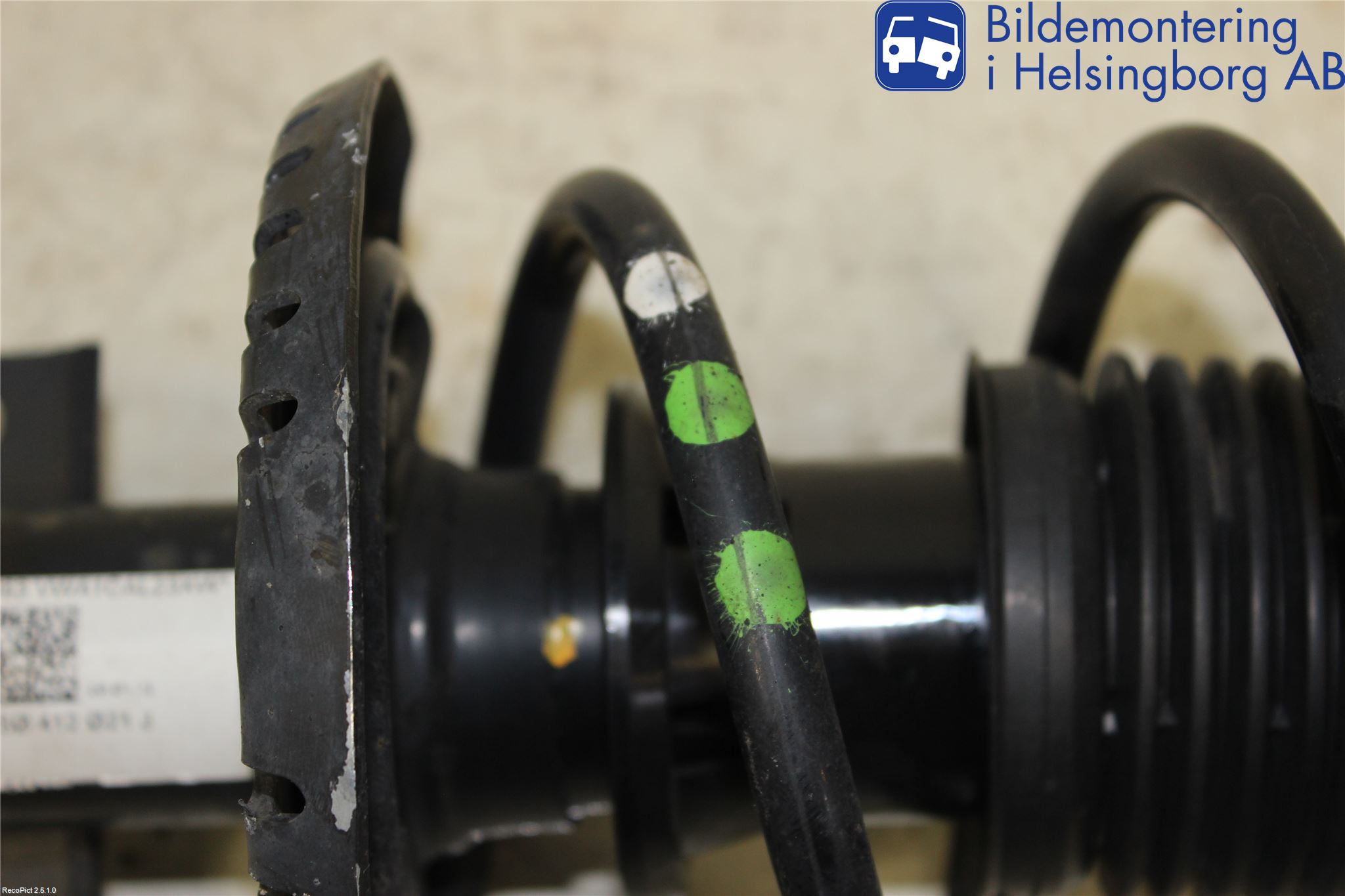 Volkswagen VW UP! / E-UP! Fjäderben Fram Höger