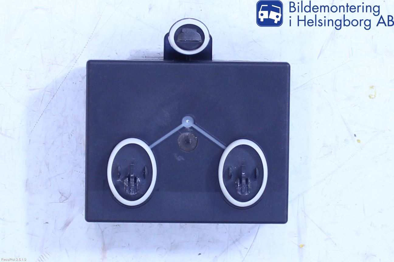 Volkswagen VW PASSAT 15-19 Styrenhet Dörr