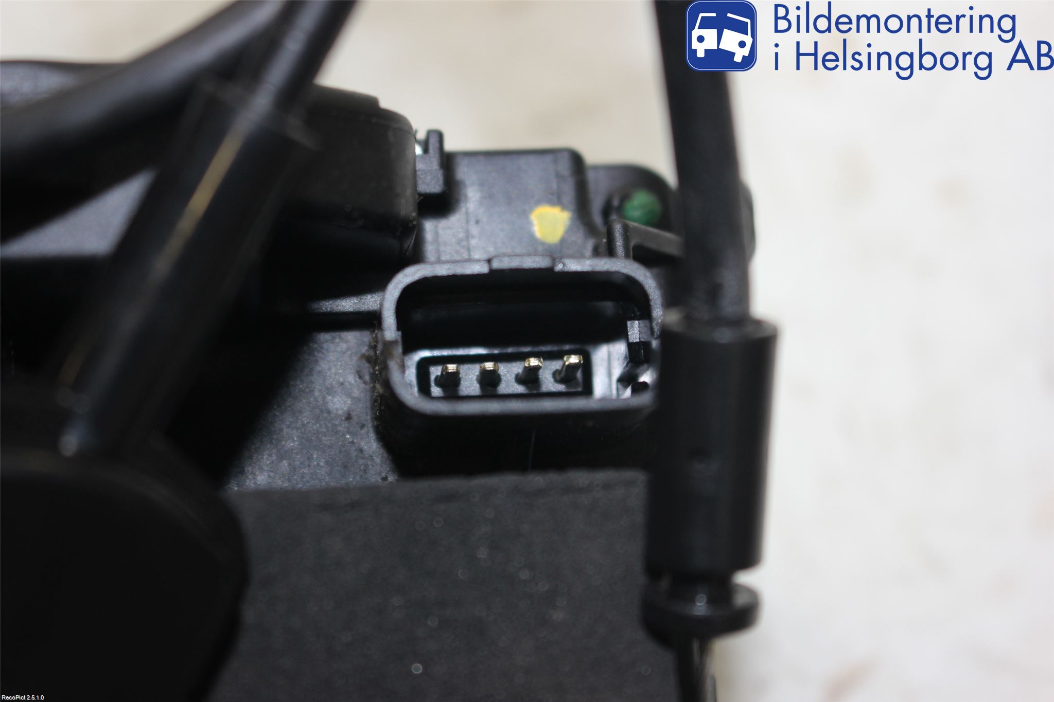 Renault CLIO III  09-12 Centrallåsmotor Höger