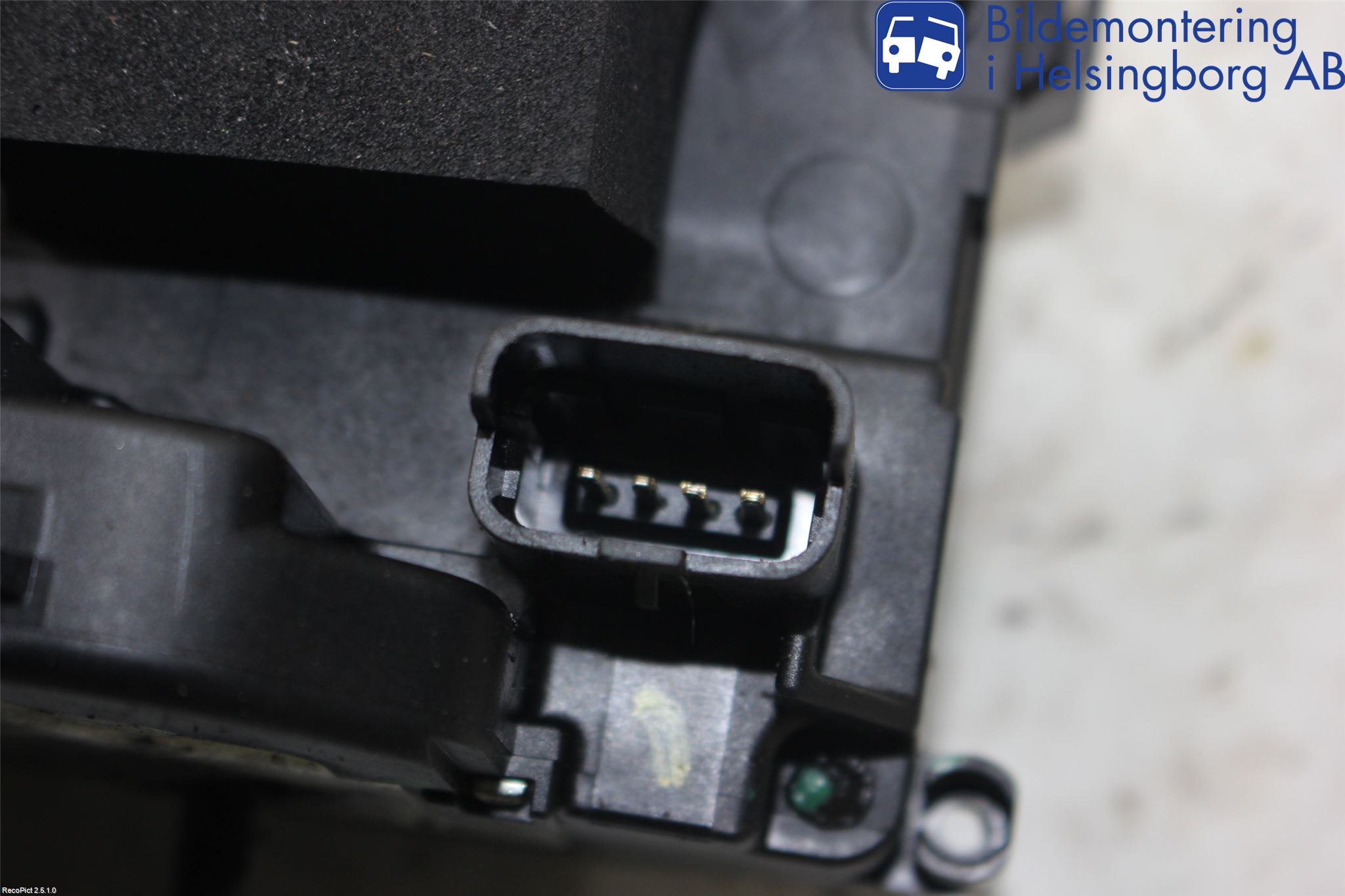 Renault CLIO III  09-12 Centrallåsmotor Vänster