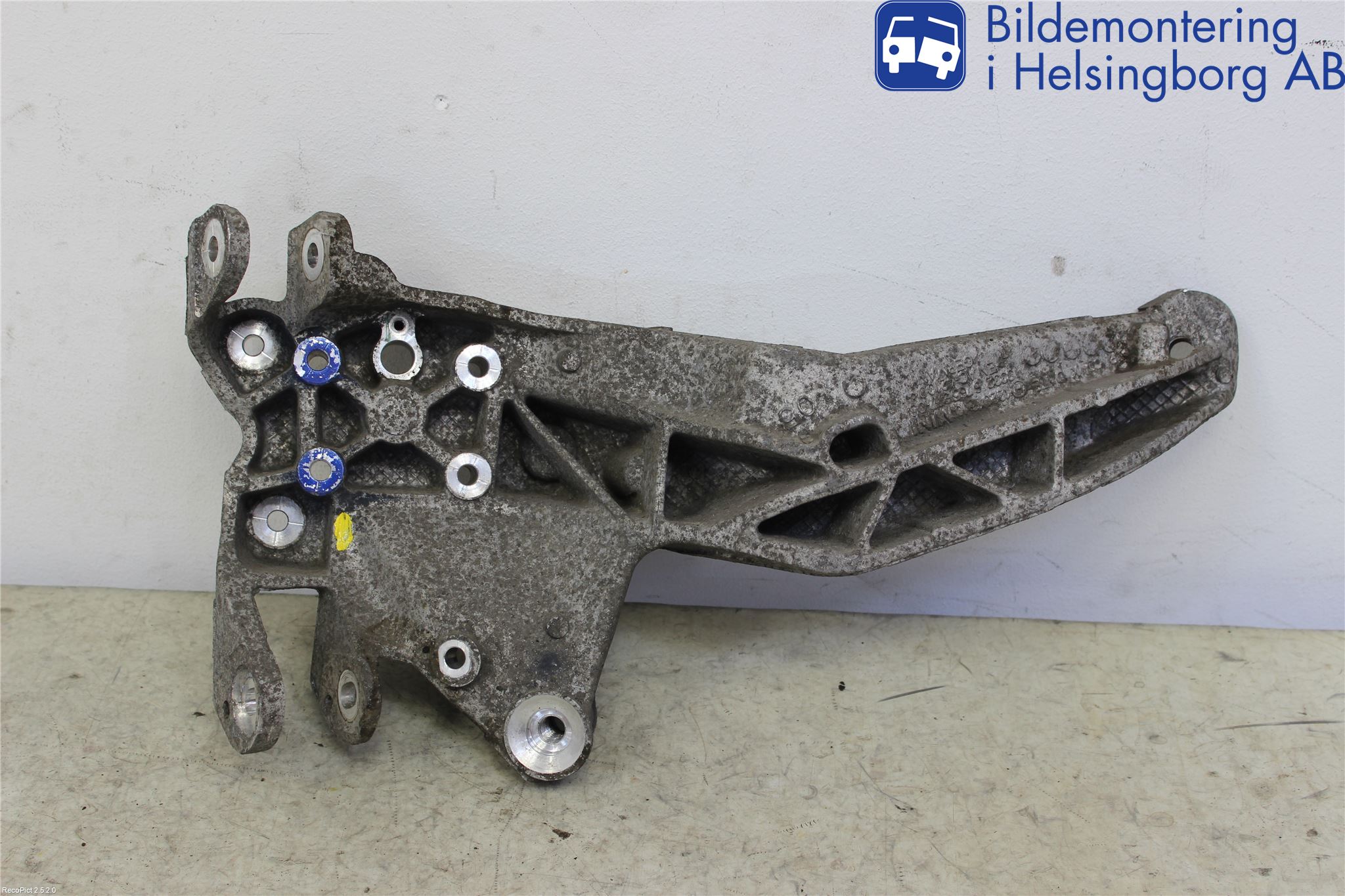 Mini COUPE R56 05-14 Bärarm Bak Vänster