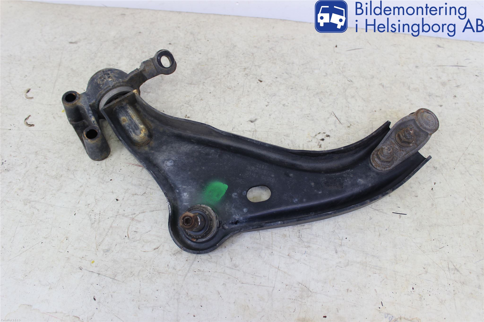 Mini COUPE R56 05-14 Bärarm Fram Undre Hö