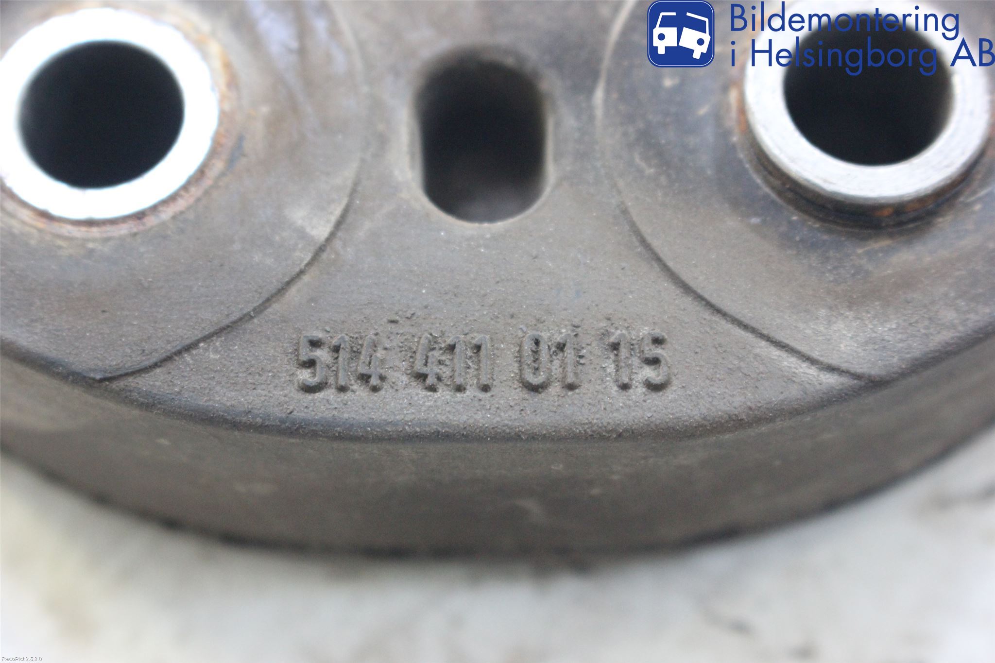 Mercedes-Benz MB R-KLASS (W251) 05-13 Mellanaxel Gummiknut