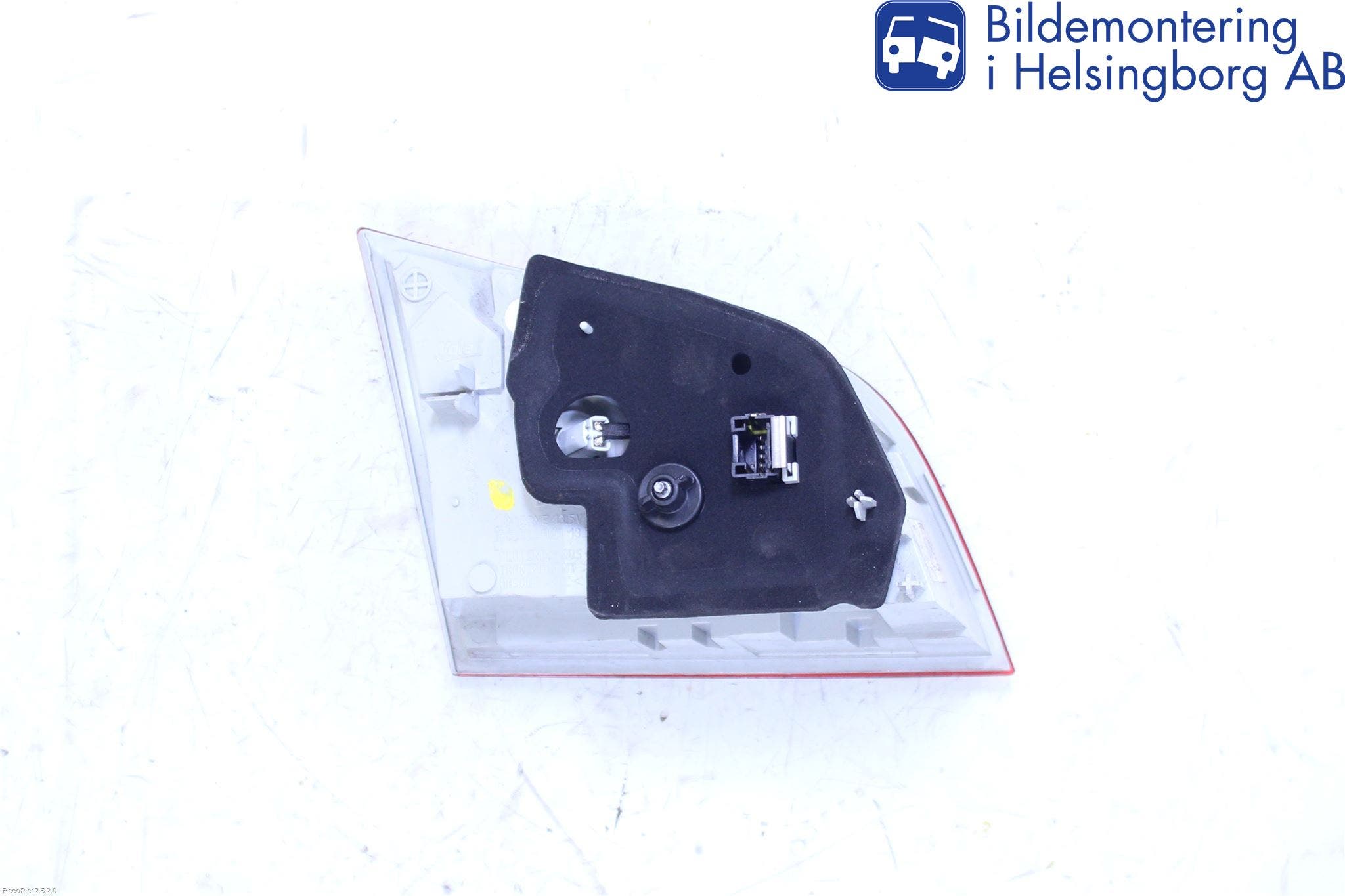 Peugeot 508 11-18 Bakljus Lucka Hö