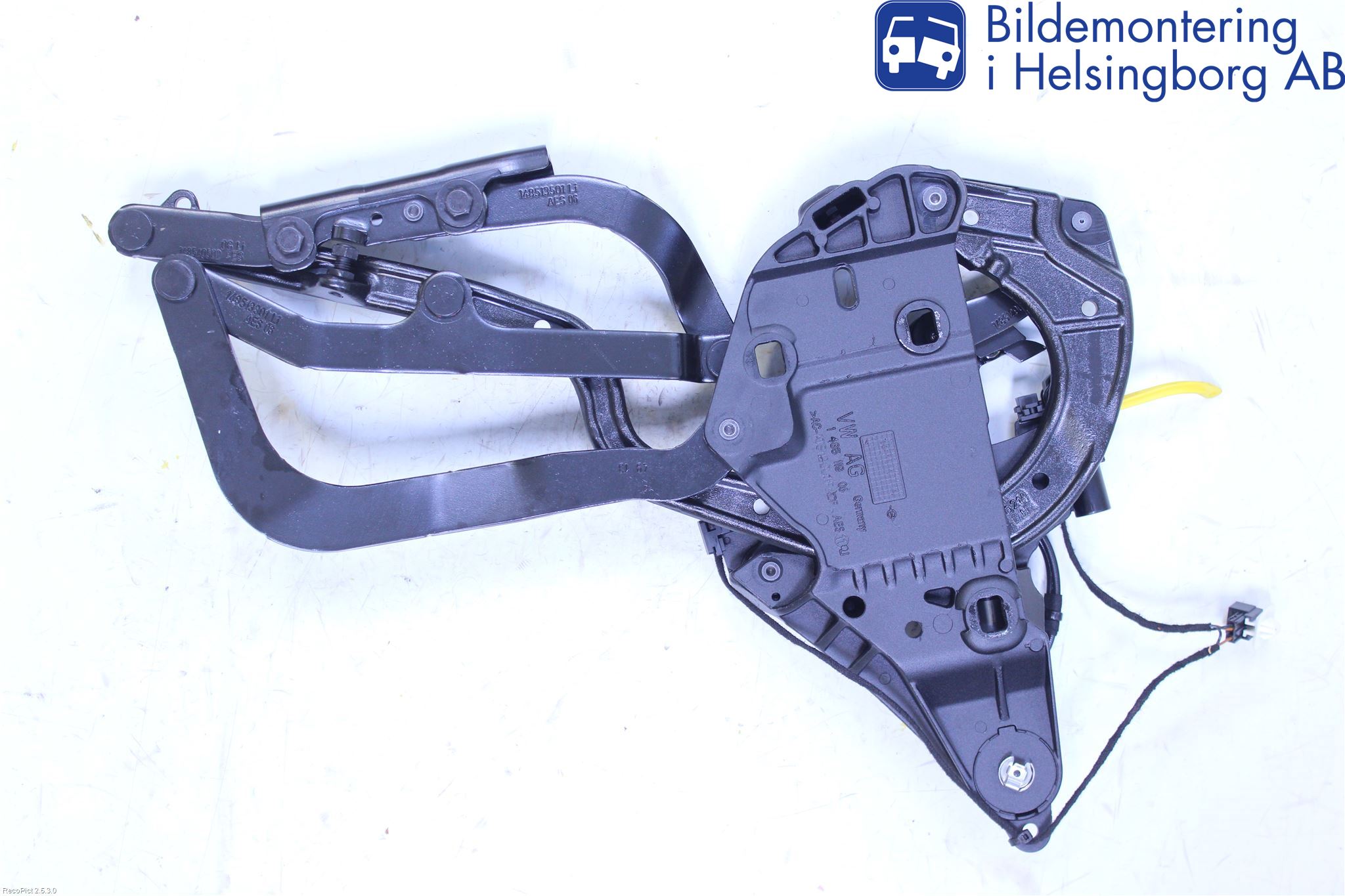 Audi A5 07-16 Bakluckegångjärn Vä