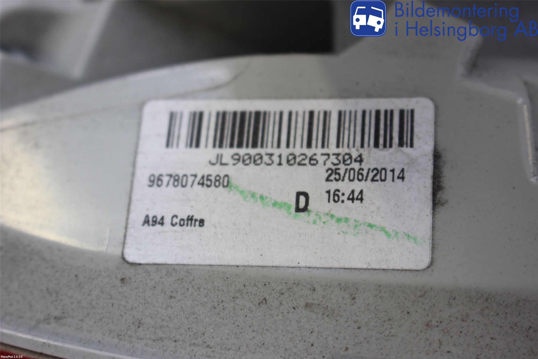 Peugeot 2008 13-20 Bakljus Lucka Hö