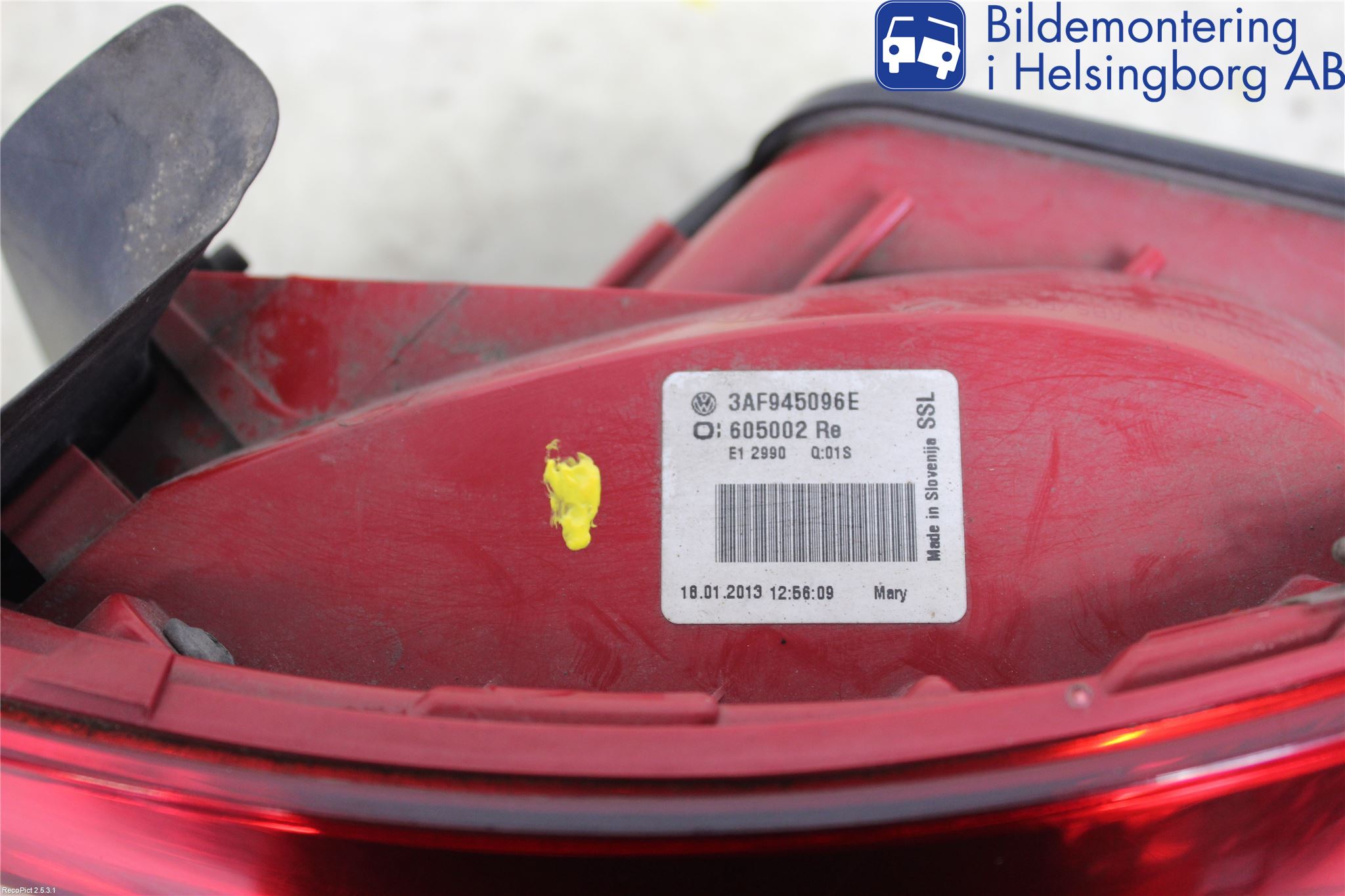 Volkswagen VW PASSAT 11-14 Bakljus Höger