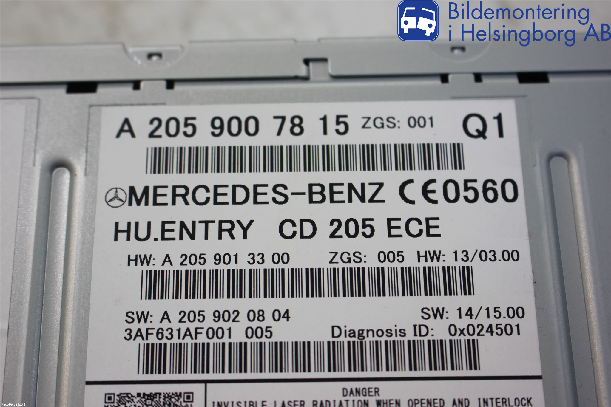 Mercedes-Benz MB C-KLASS (W205) 14-21 Cd Radio - Multimediapanel
